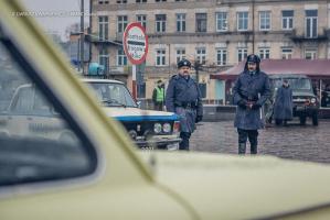 Milicja i ZOMO pałowały manifestantów. Rekonstrukcja historyczna na pl. Kościuszki